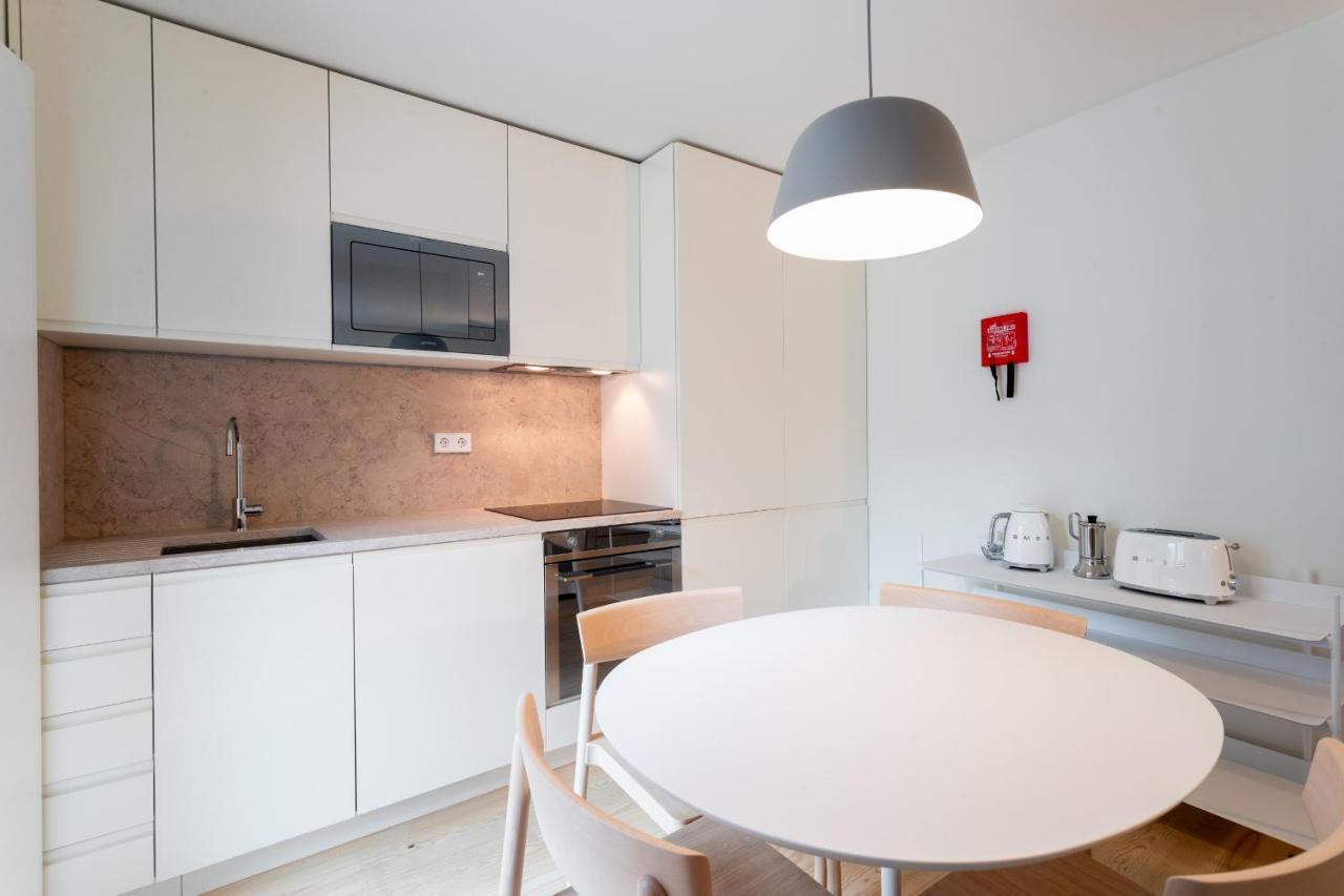 Appartamento Flh Bairro Alto Modern Flats Lisbona Esterno foto