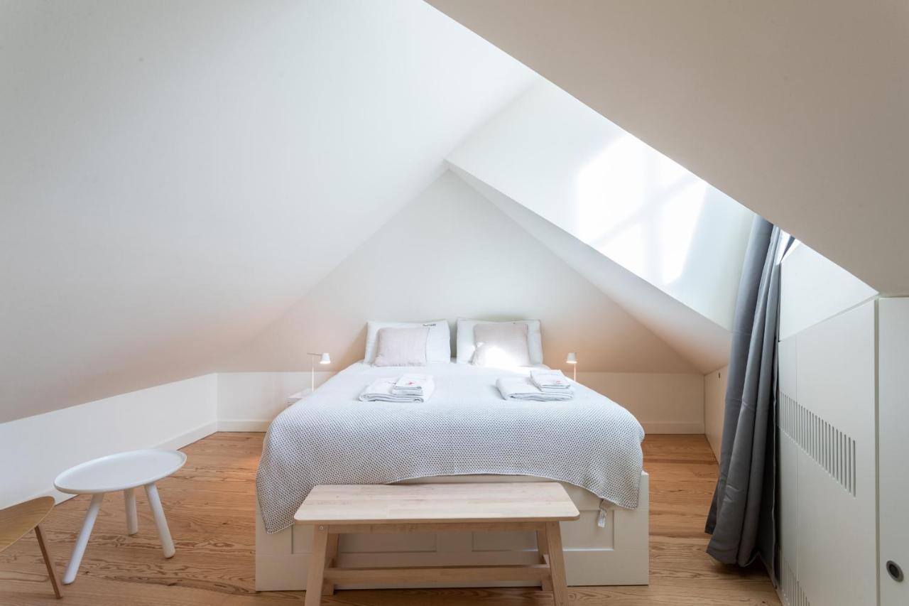 Appartamento Flh Bairro Alto Modern Flats Lisbona Esterno foto