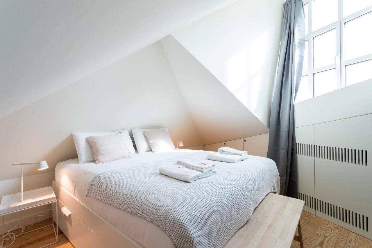 Appartamento Flh Bairro Alto Modern Flats Lisbona Esterno foto